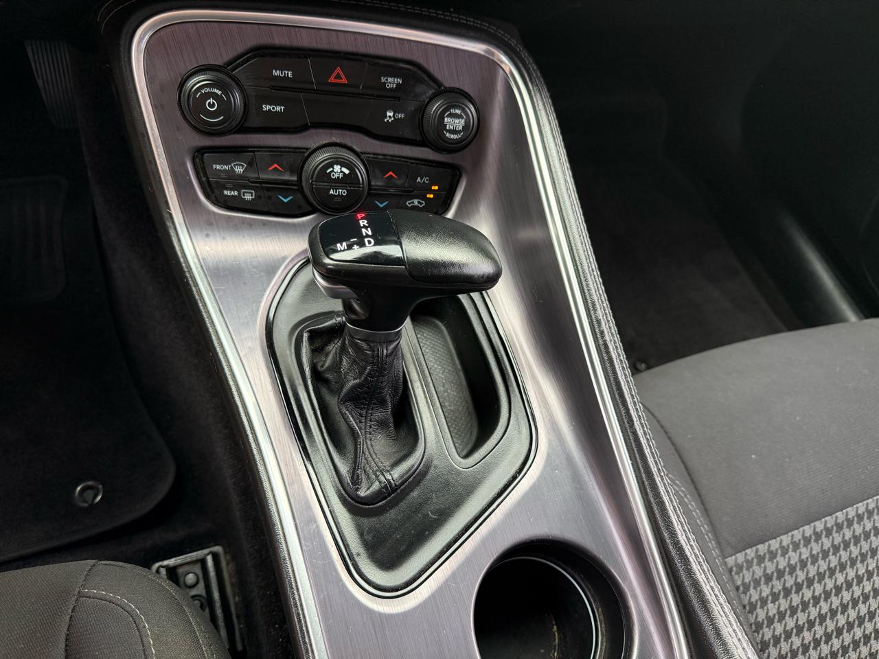 Dodge Challenger SXT 2018