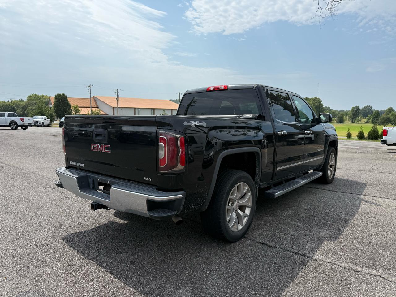GMC Sierra 1500 SLT Crew Cab Long Box 4WD 2016