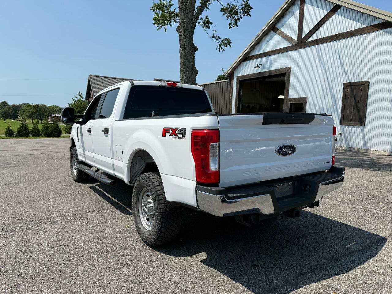 Ford F-250 SD XL Crew Cab 4WD 2019
