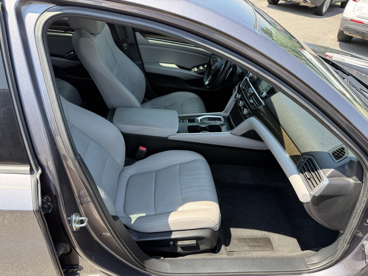 Honda Accord Touring 2.0T 10A 2018