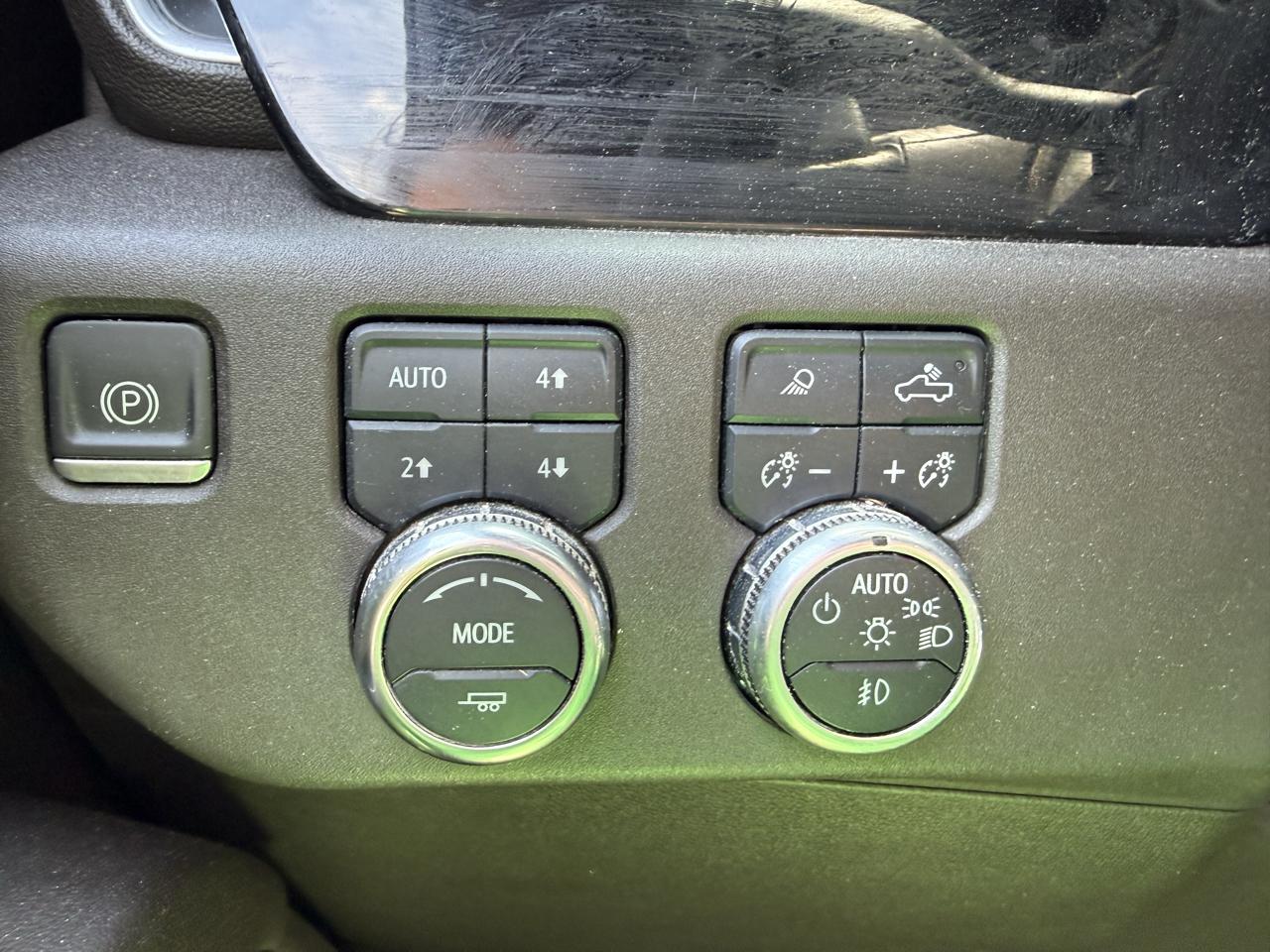GMC Sierra 1500 SLT Crew Cab 4WD 2022