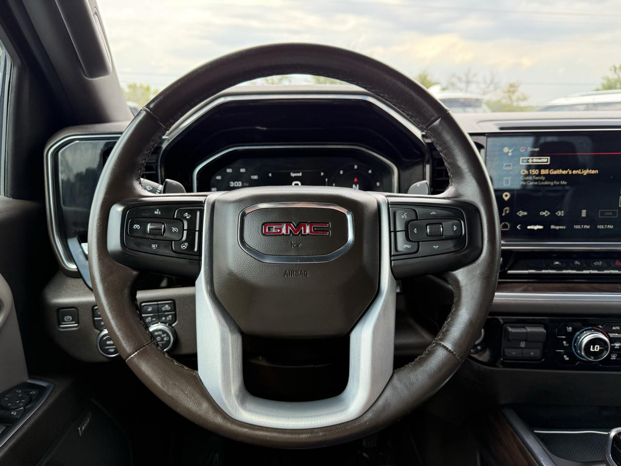 GMC Sierra 1500 SLT Crew Cab 4WD 2022