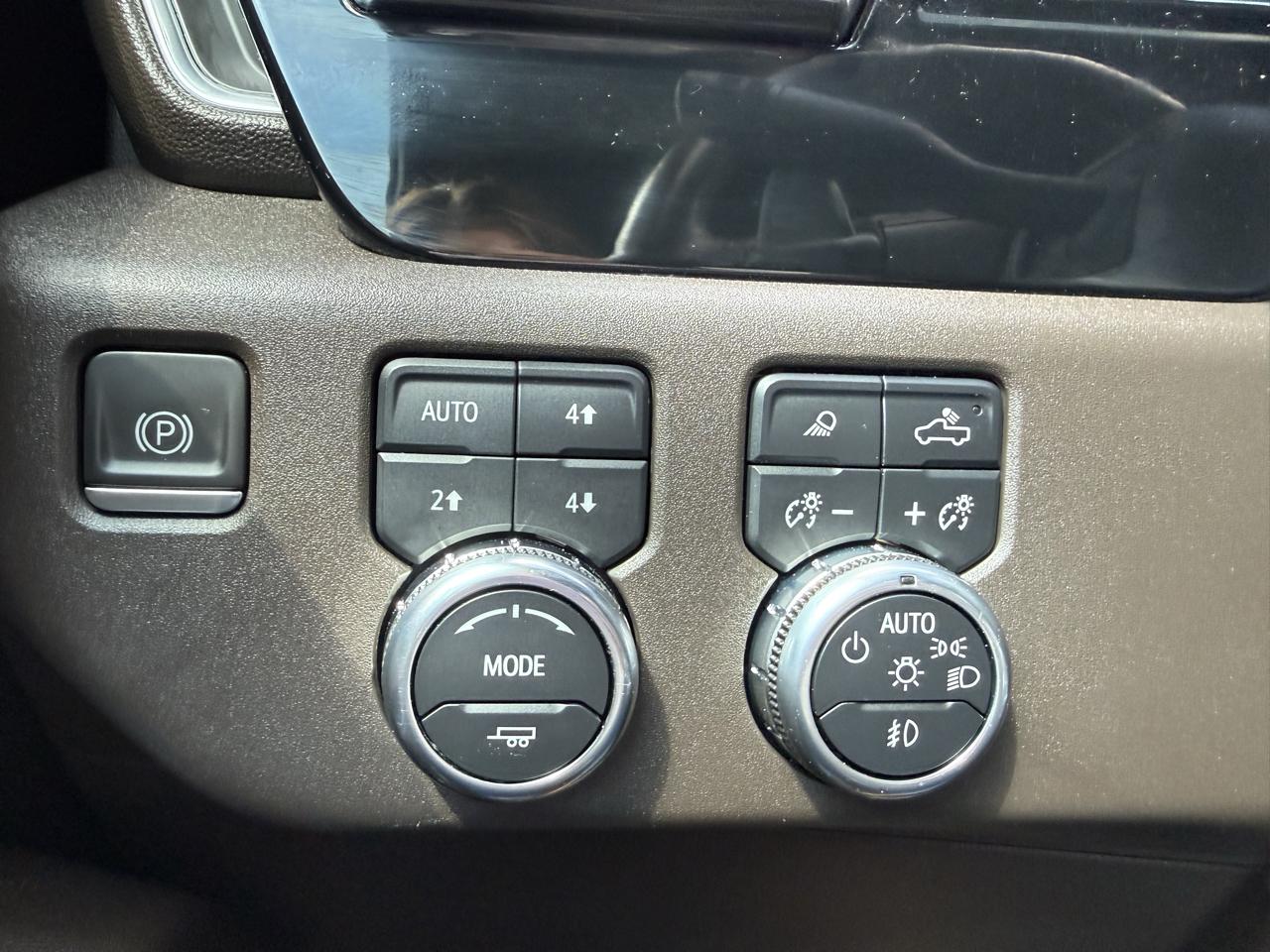 GMC Sierra 1500 SLT Crew Cab 4WD 2022