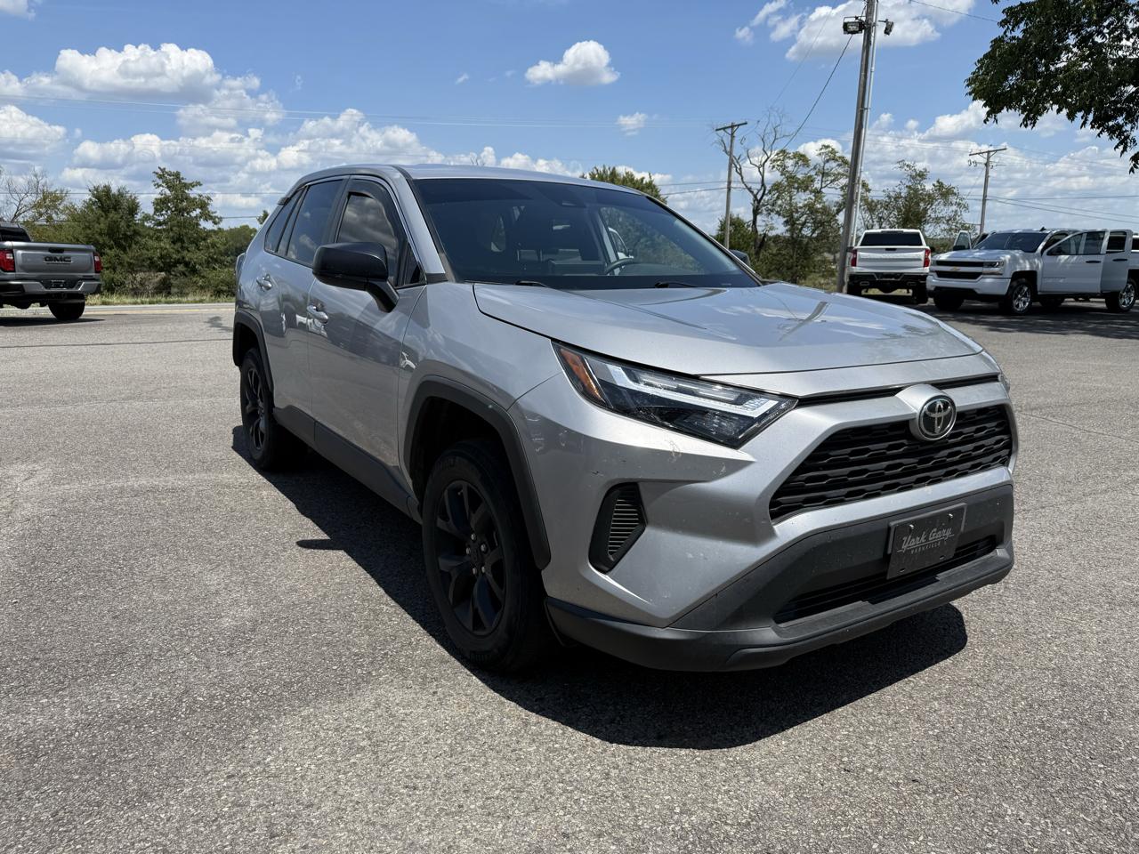 Toyota RAV4 LE 2024