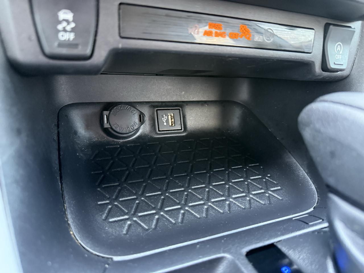 Toyota RAV4 LE 2024