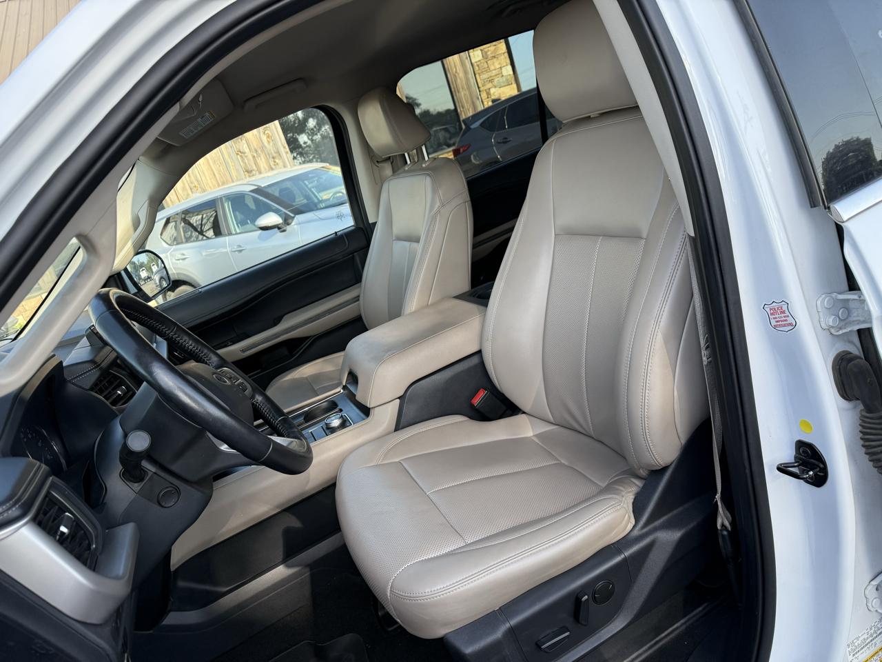 Ford Expedition Max XLT 4x4 2024