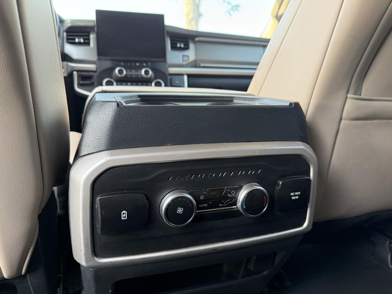 Ford Expedition Max XLT 4x4 2024