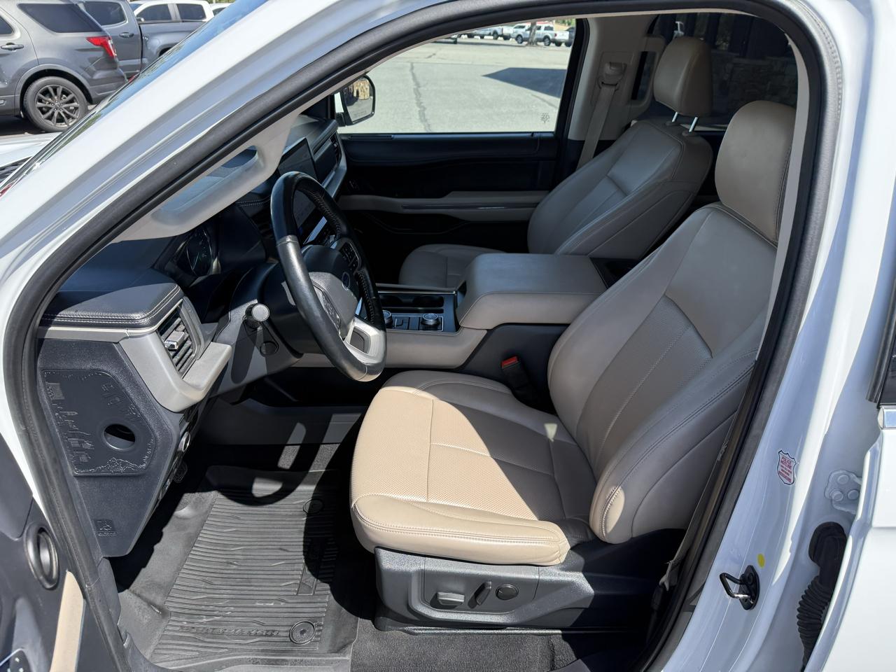 Ford Expedition Max XLT 4x4 2024