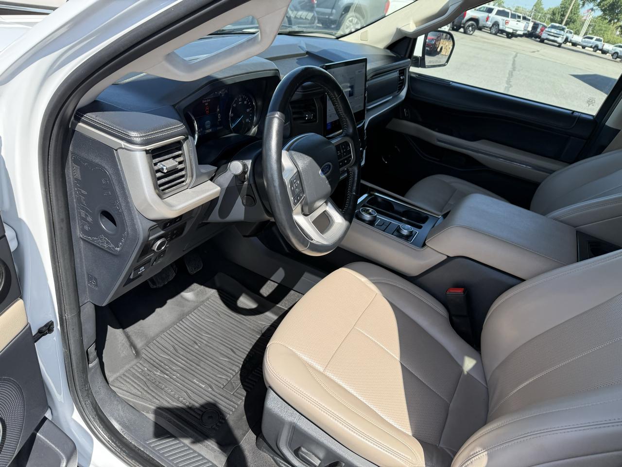 Ford Expedition Max XLT 4x4 2024