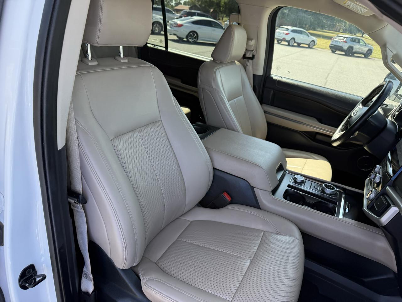 Ford Expedition Max XLT 4x4 2024