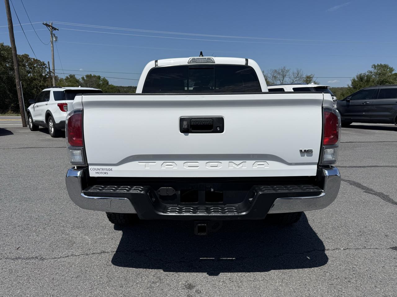 Toyota Tacoma TRD Off Road Double Cab 5' Bed V6 4x2 AT (Natl) 2021