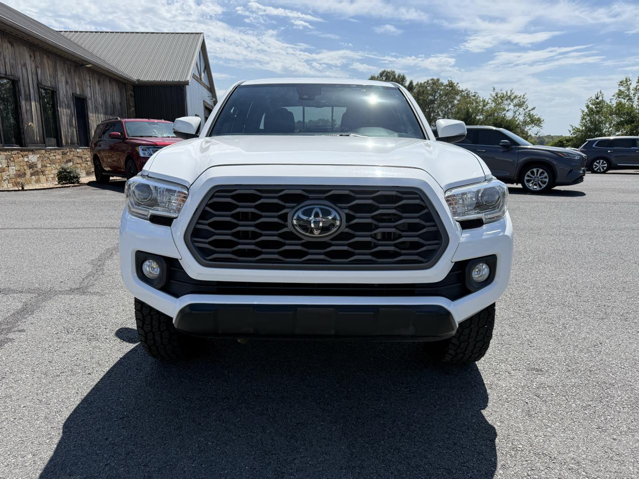 Toyota Tacoma TRD Off Road Double Cab 5' Bed V6 4x2 AT (Natl) 2021