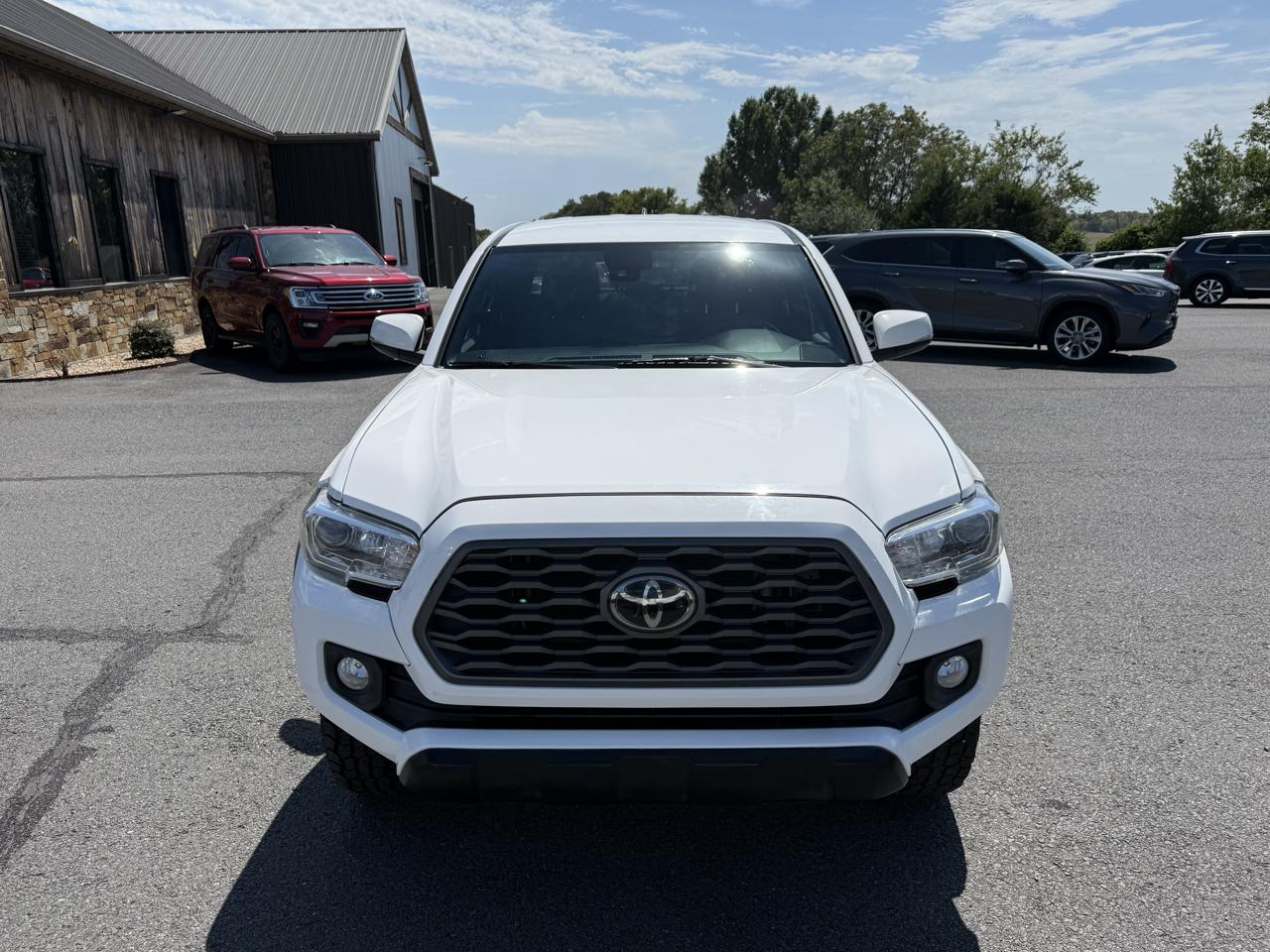 Toyota Tacoma TRD Off Road Double Cab 5' Bed V6 4x2 AT (Natl) 2021