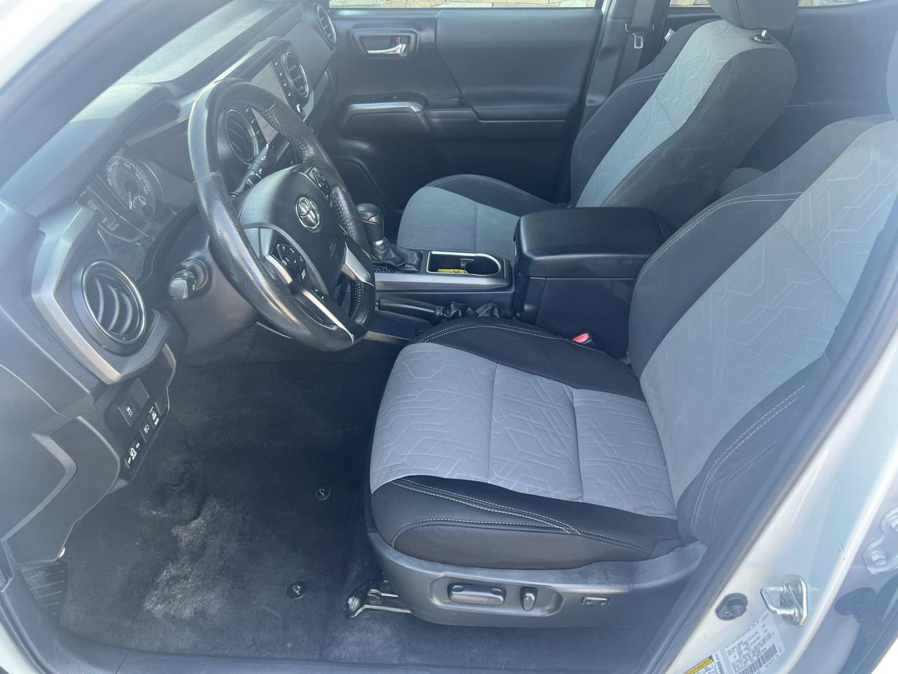Toyota Tacoma TRD Off Road Double Cab 5' Bed V6 4x2 AT (Natl) 2021