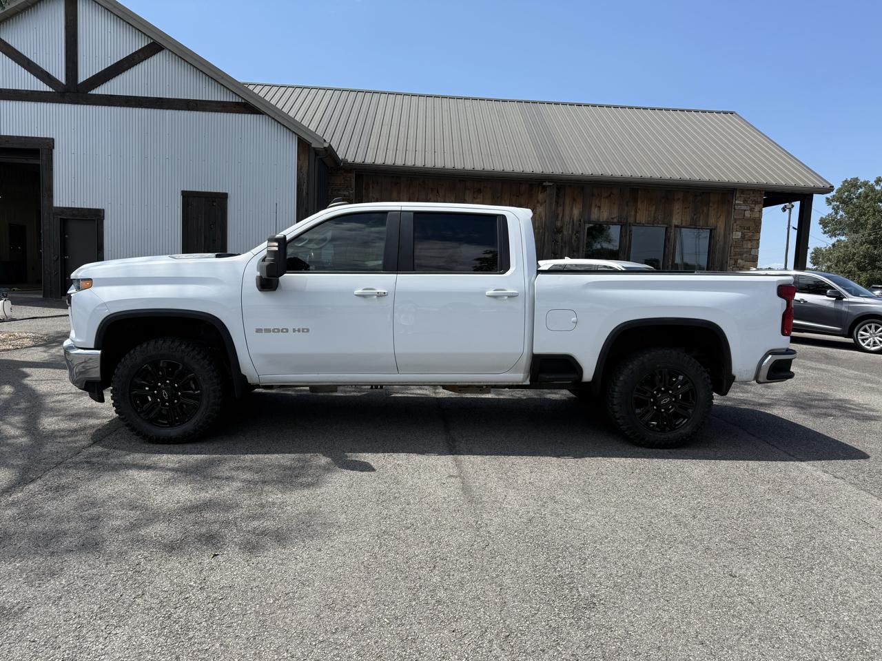 Chevrolet Silverado 2500HD LT Crew Cab 4WD 2023