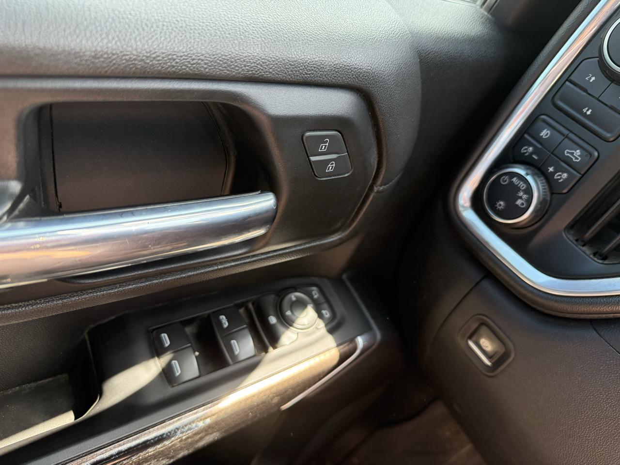 Chevrolet Silverado 2500HD LT Crew Cab 4WD 2023