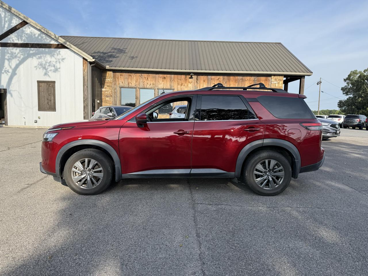 Nissan Pathfinder SV 4WD 2022