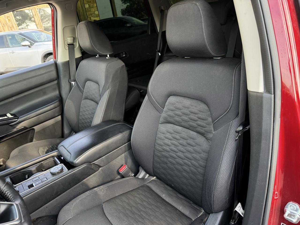 Nissan Pathfinder SV 4WD 2022