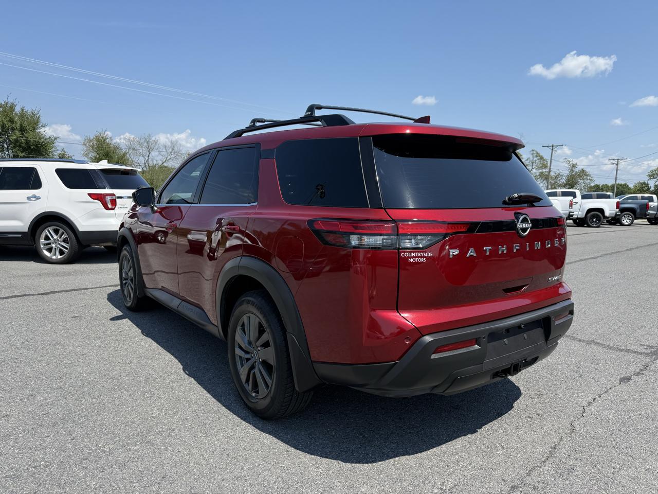 Nissan Pathfinder SV 4WD 2022