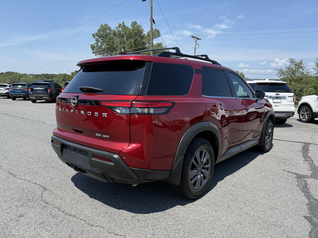 Nissan Pathfinder SV 4WD 2022