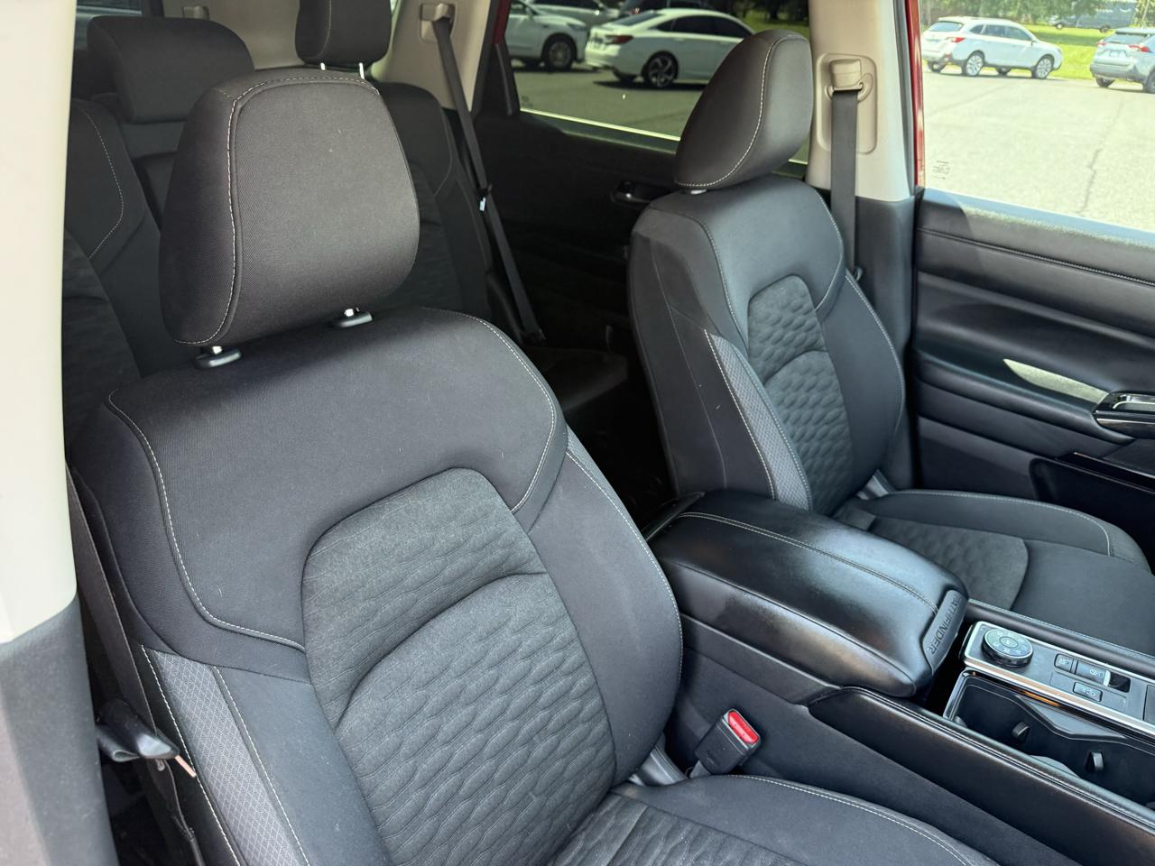 Nissan Pathfinder SV 4WD 2022