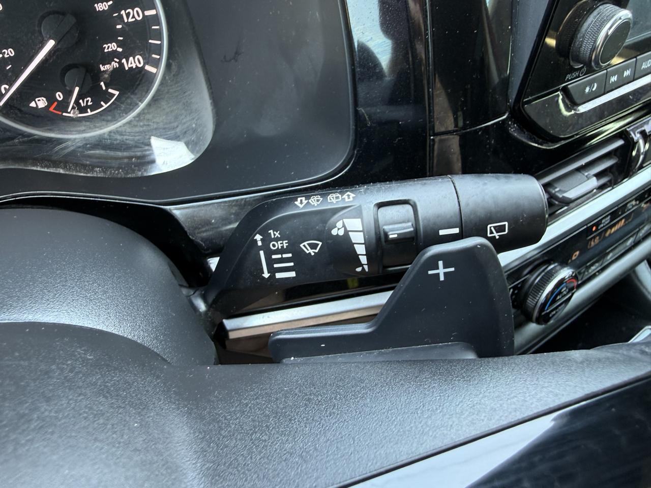 Nissan Pathfinder SV 4WD 2022
