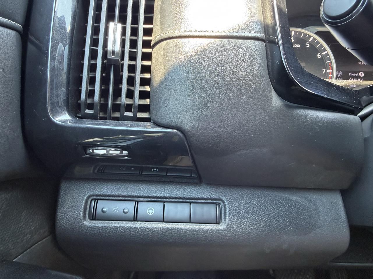 Nissan Pathfinder SV 4WD 2022