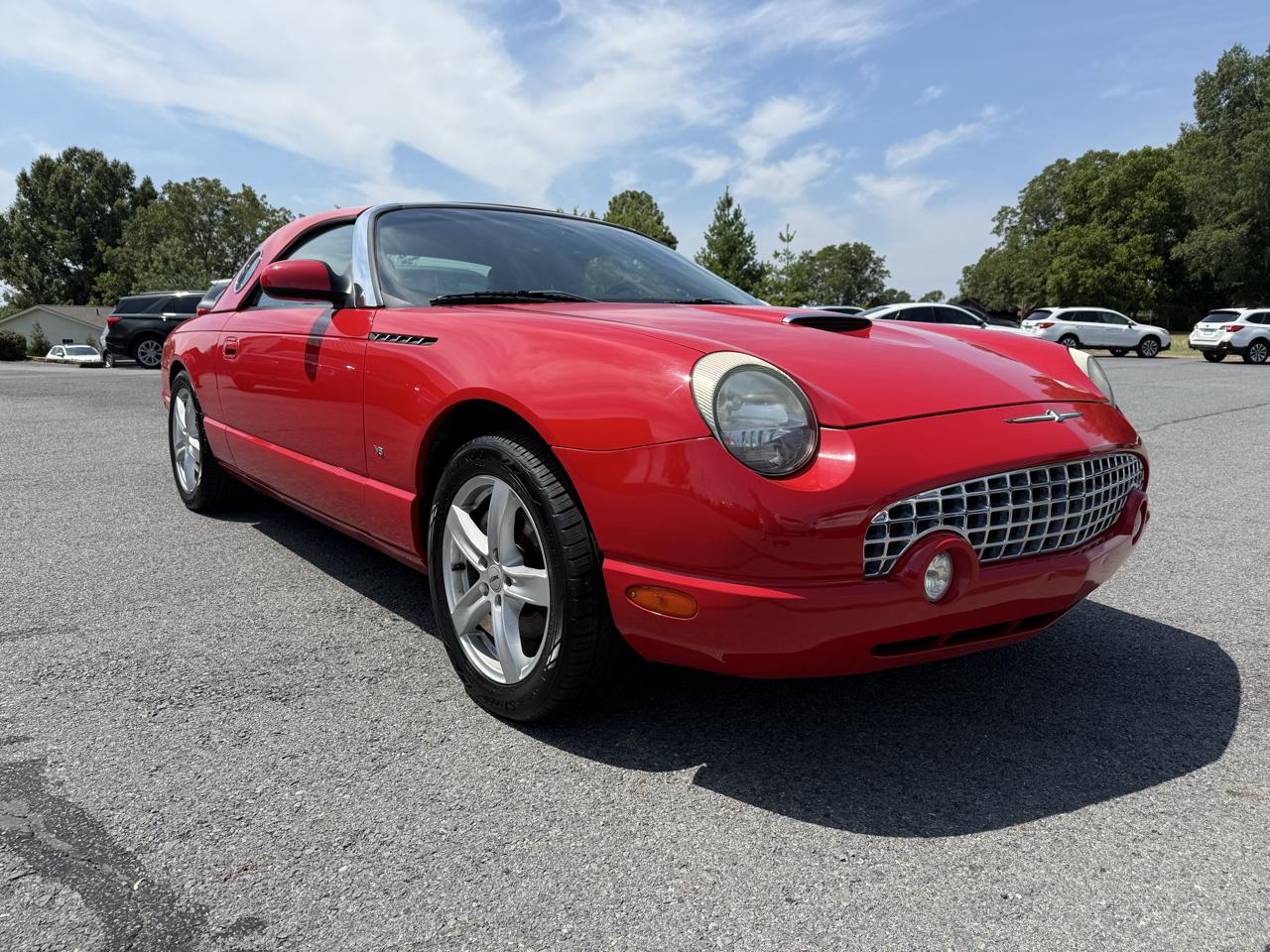 Ford Thunderbird Deluxe 2002