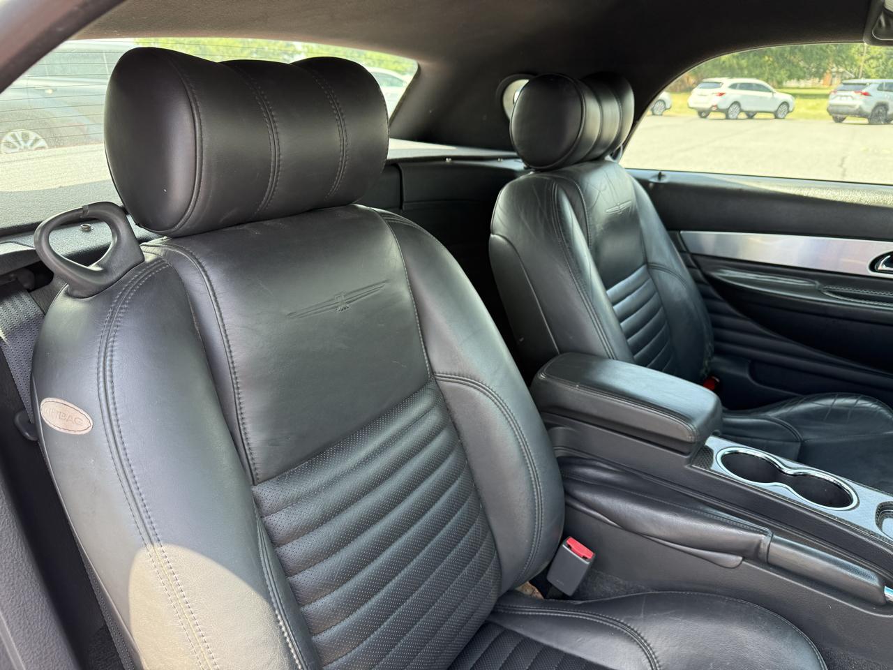 Ford Thunderbird Deluxe 2002