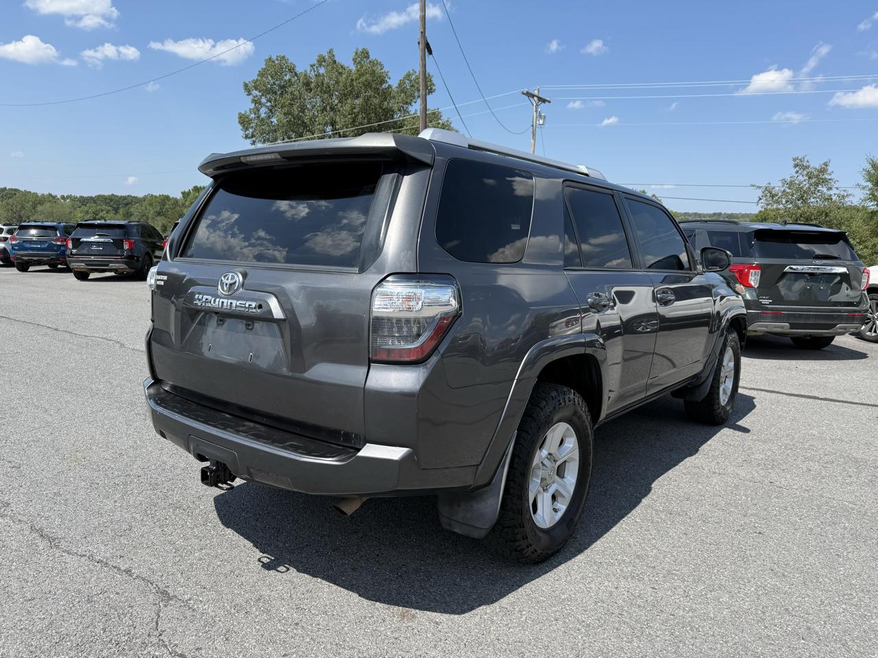 Toyota 4Runner SR5 2WD 2014