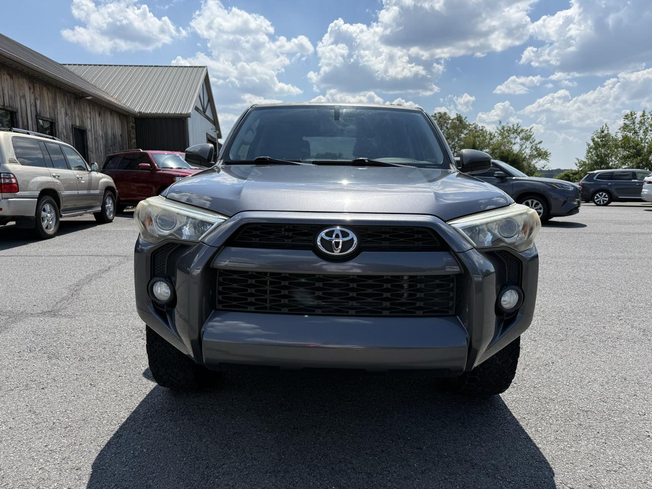 Toyota 4Runner SR5 2WD 2014
