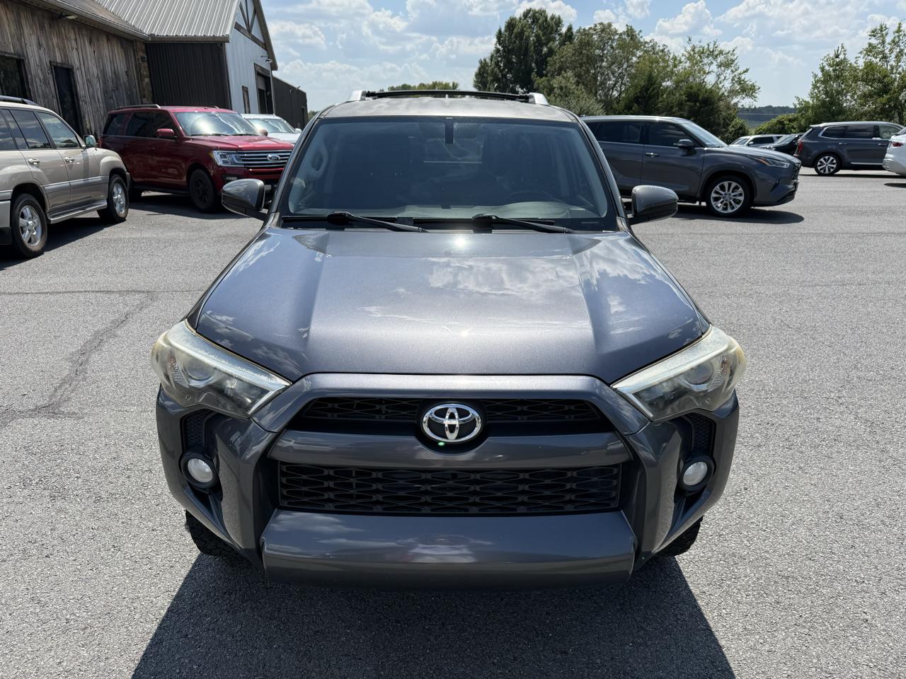 Toyota 4Runner SR5 2WD 2014