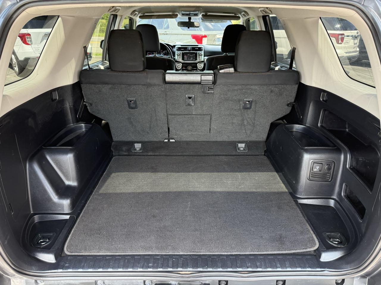 Toyota 4Runner SR5 2WD 2014