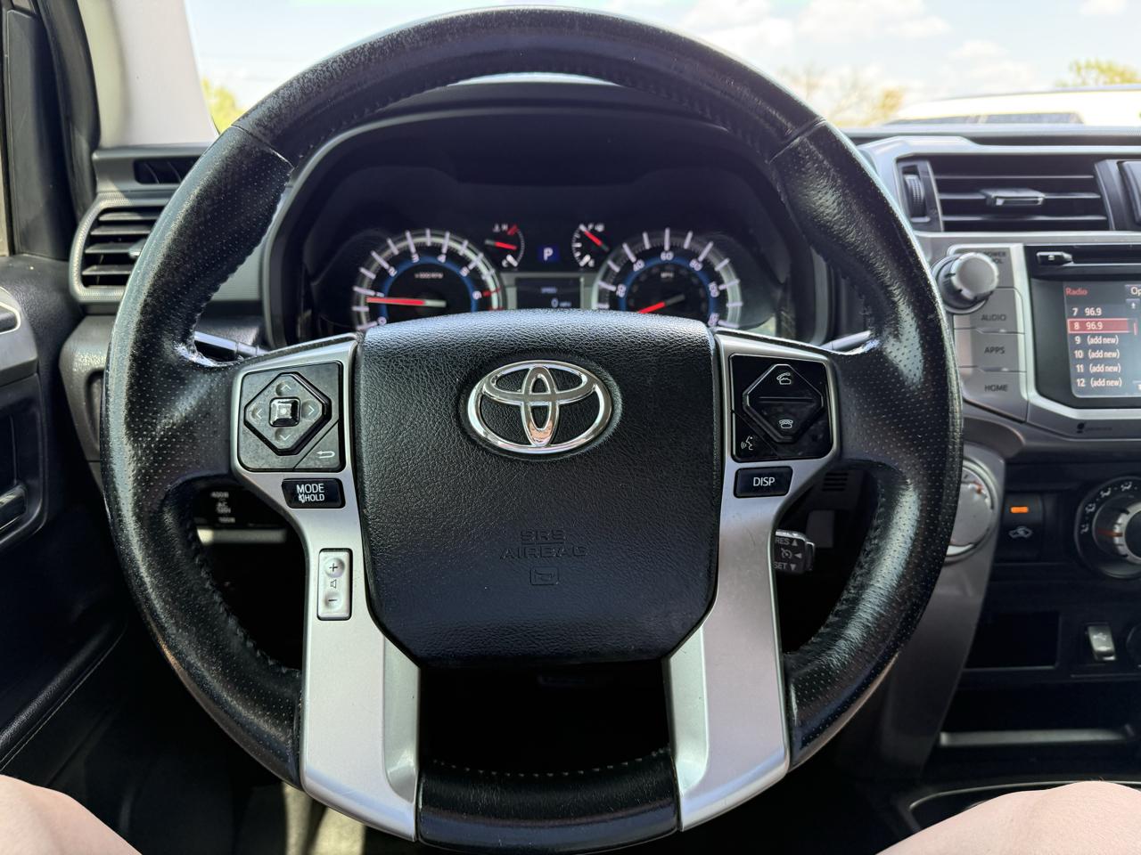 Toyota 4Runner SR5 2WD 2014