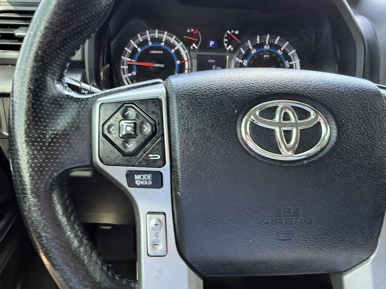 Toyota 4Runner SR5 2WD 2014