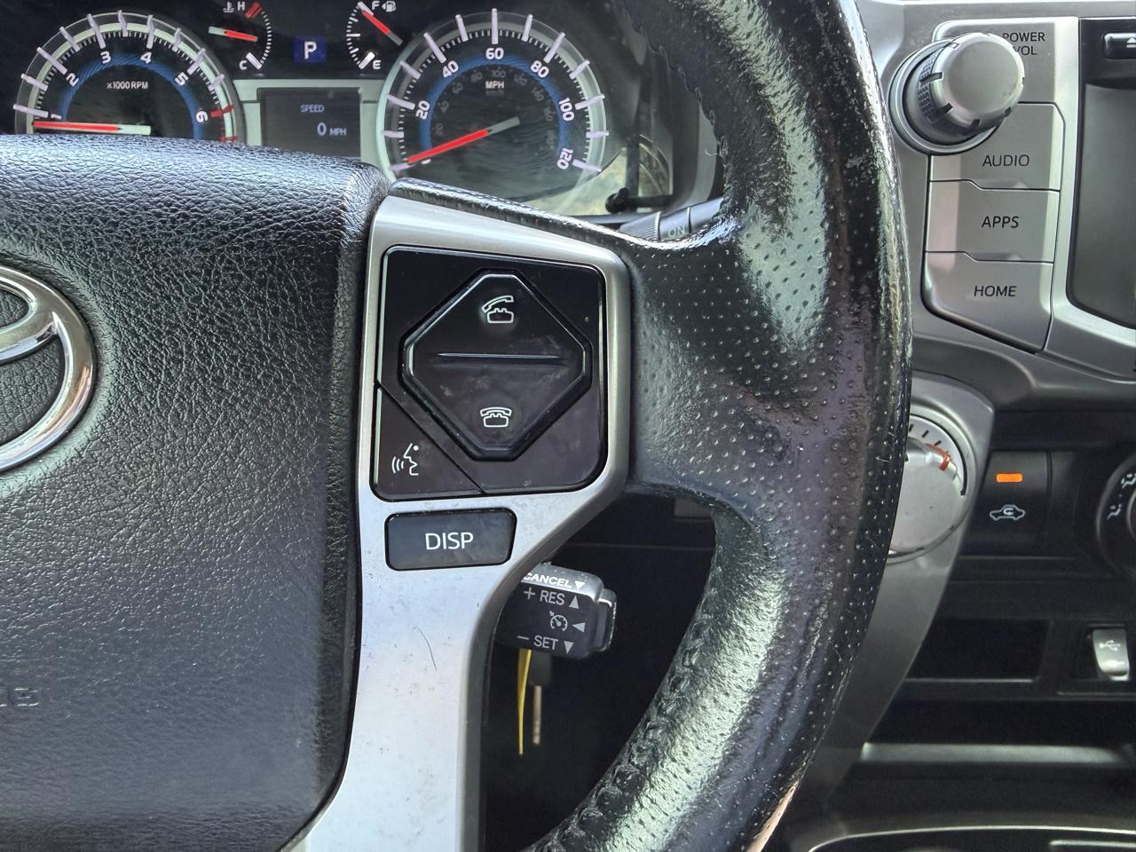 Toyota 4Runner SR5 2WD 2014