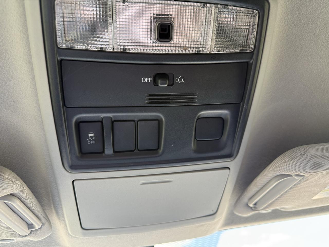 Toyota 4Runner SR5 2WD 2014