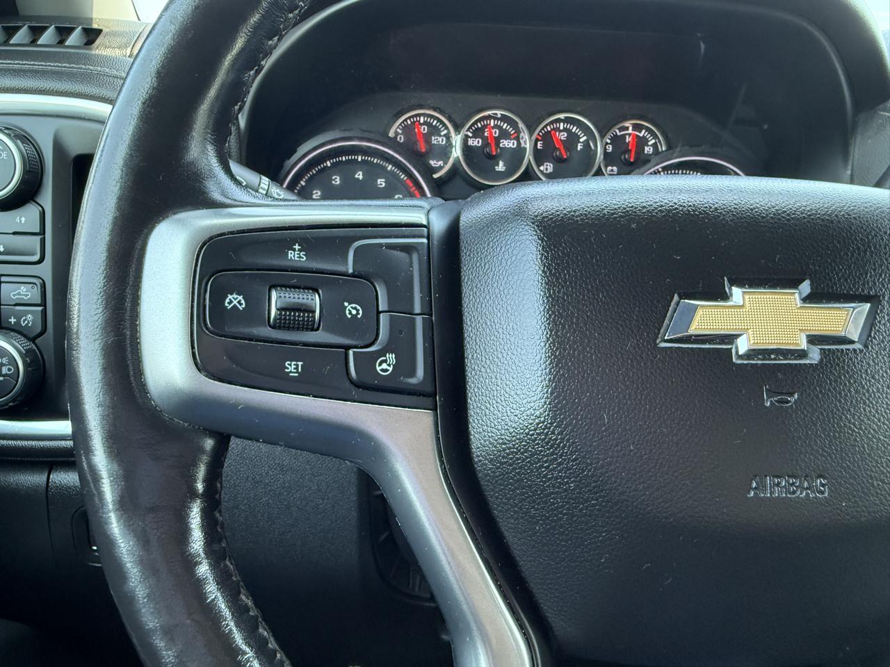 Chevrolet Silverado 2500HD LT Crew Cab 4WD 2020