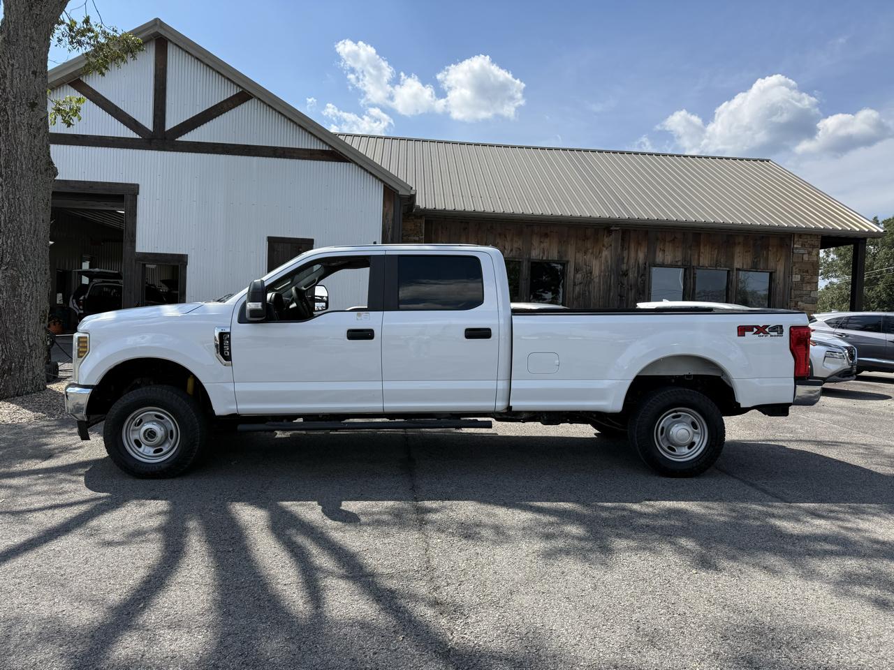 Ford F-250 SD XL Crew Cab Long Bed 4WD 2019