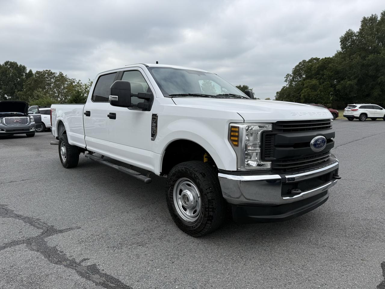 Ford F-250 SD XL Crew Cab Long Bed 4WD 2019