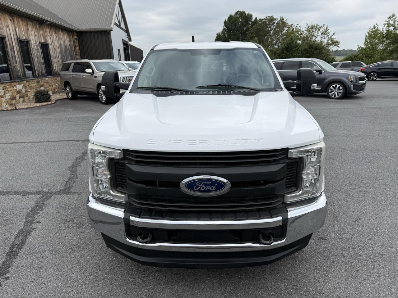 Ford F-250 SD XL Crew Cab Long Bed 4WD 2019