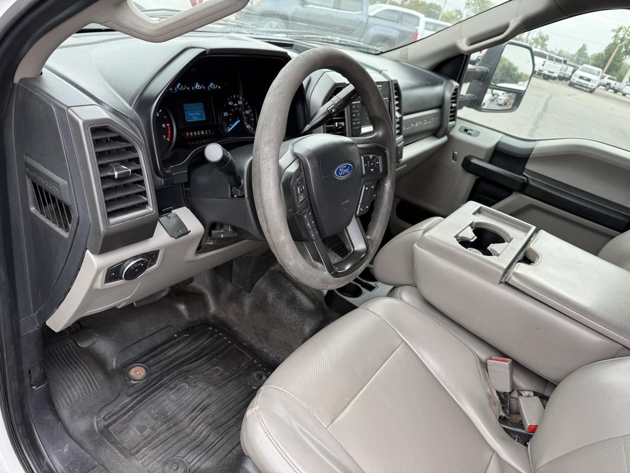 Ford F-250 SD XL Crew Cab Long Bed 4WD 2019
