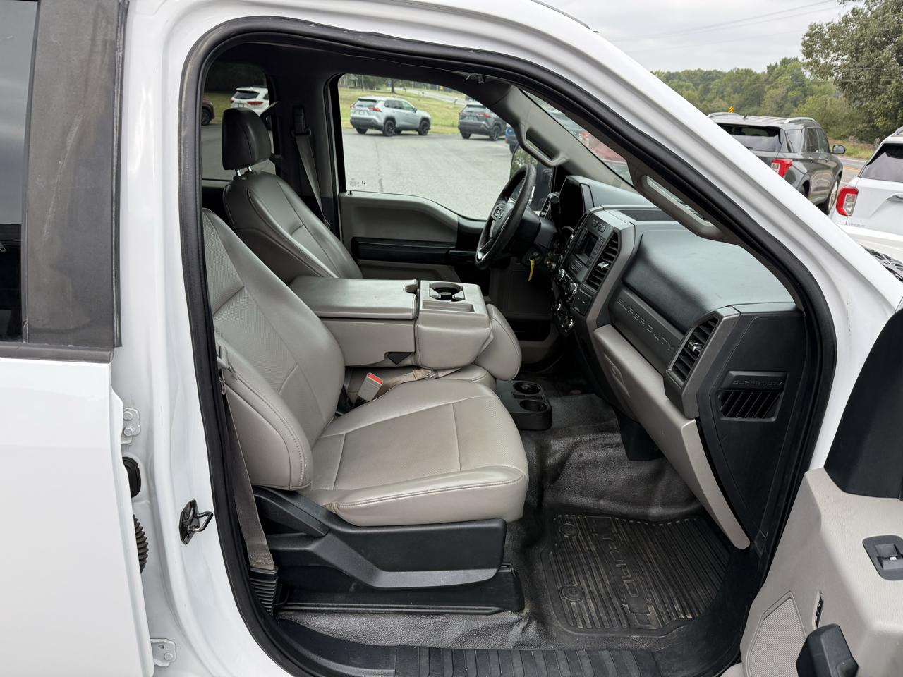 Ford F-250 SD XL Crew Cab Long Bed 4WD 2019