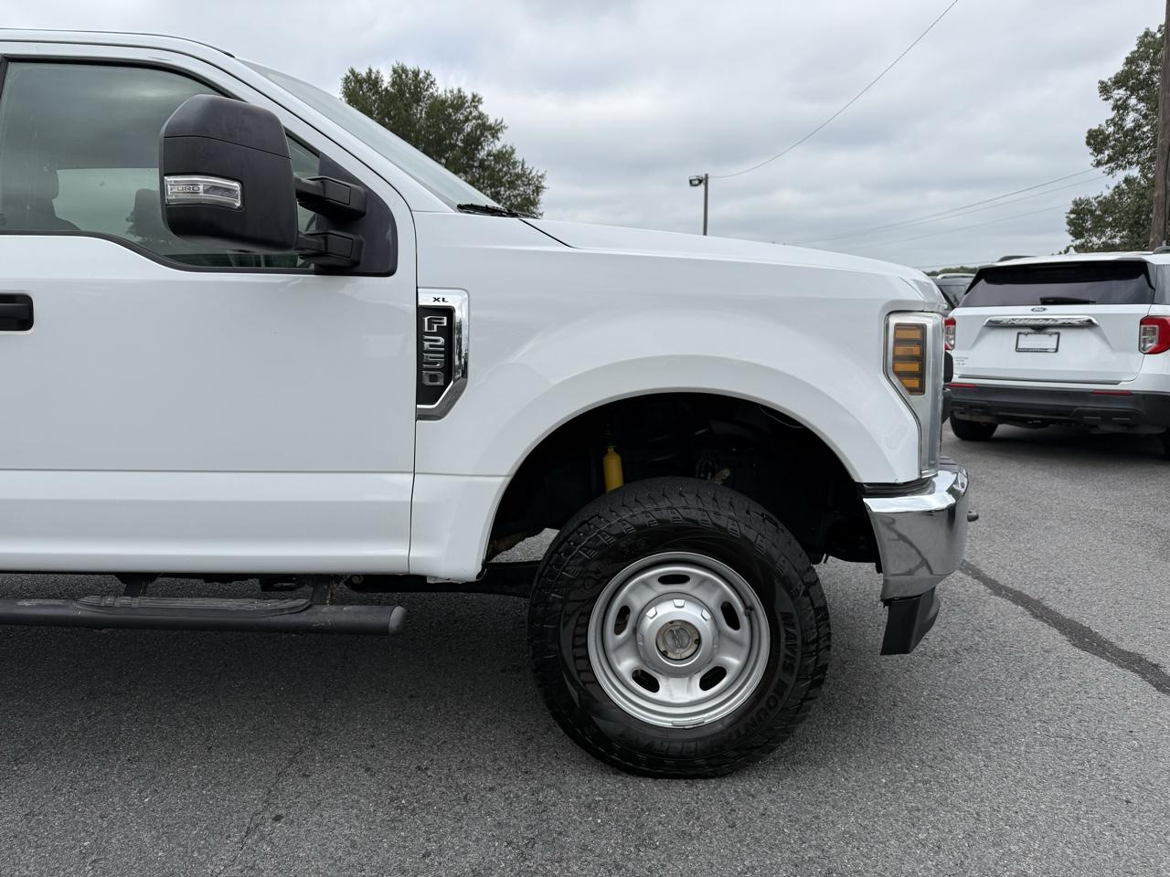Ford F-250 SD XL Crew Cab Long Bed 4WD 2019