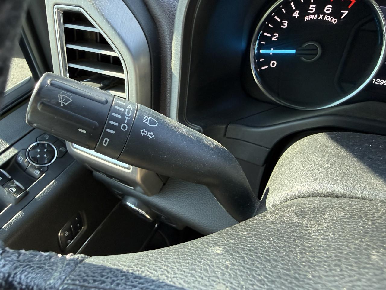 Ford F-150 Platinum SuperCrew 5.5-ft. Bed 4WD 2015