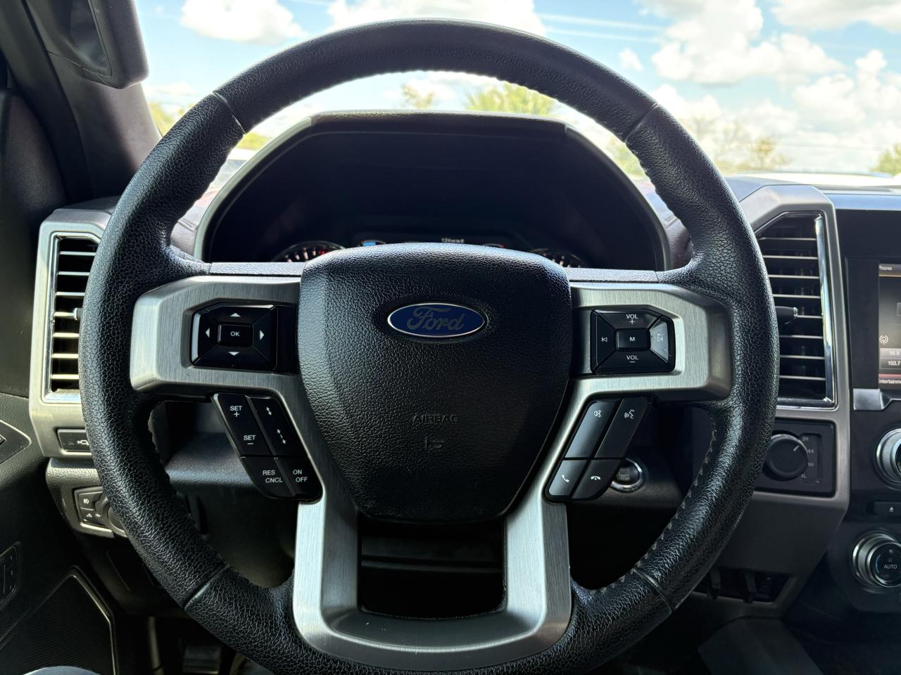 Ford F-150 Platinum SuperCrew 4WD 2015