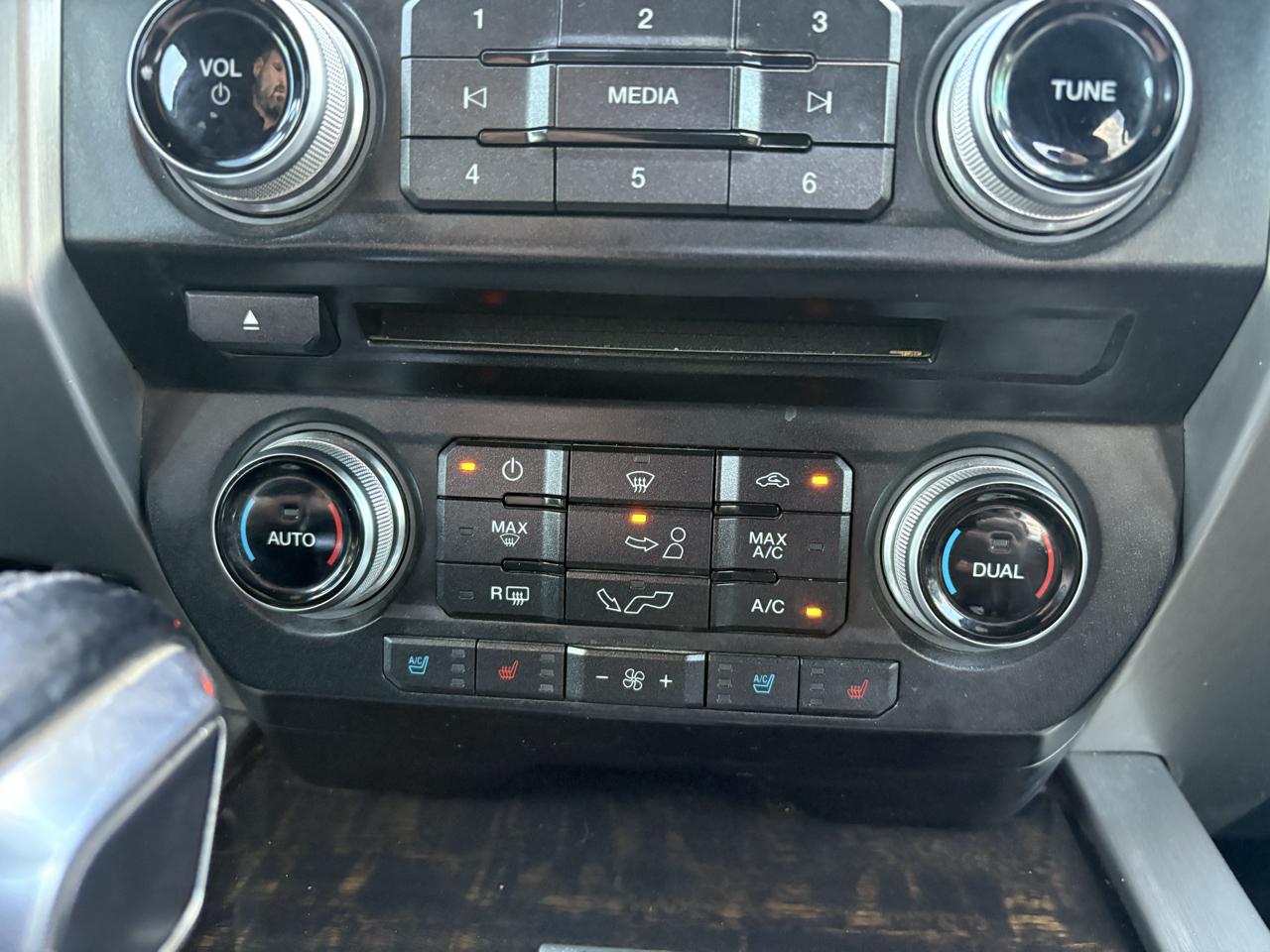 Ford F-150 Platinum SuperCrew 4WD 2015