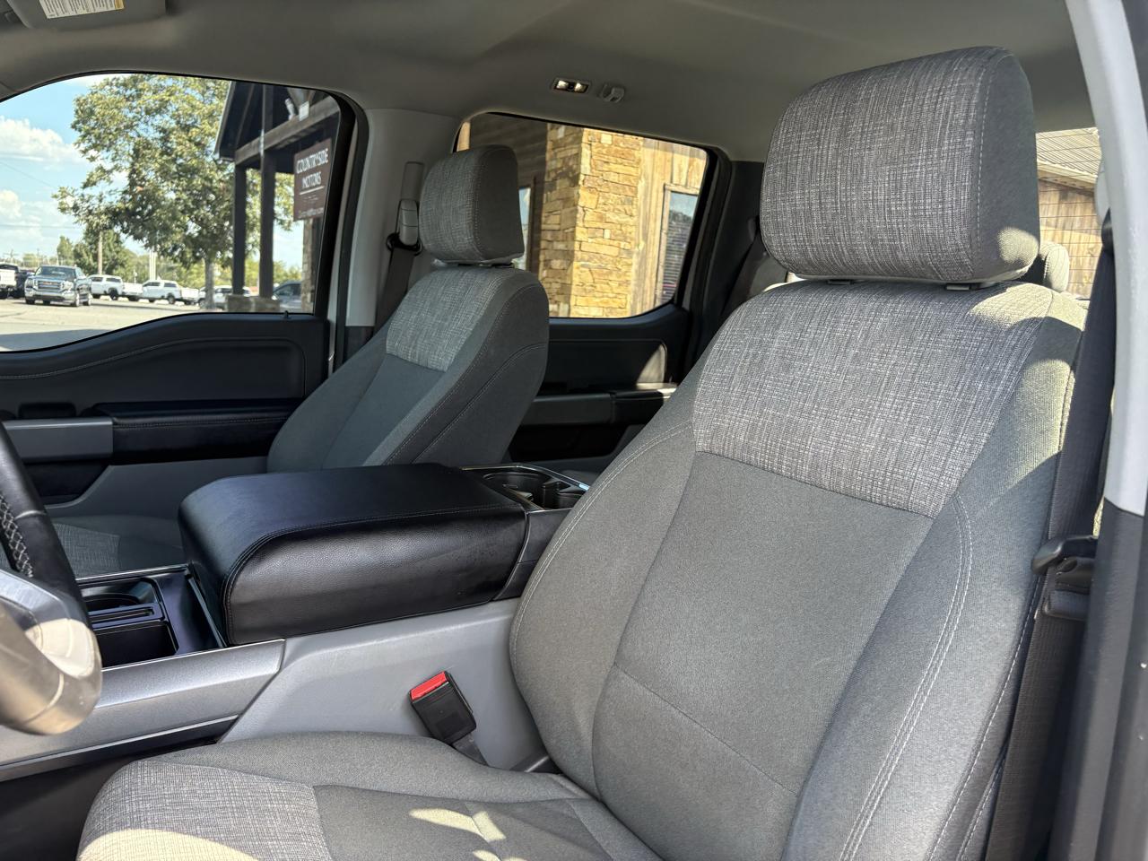 Ford F-150 XLT SuperCrew 4WD 2023