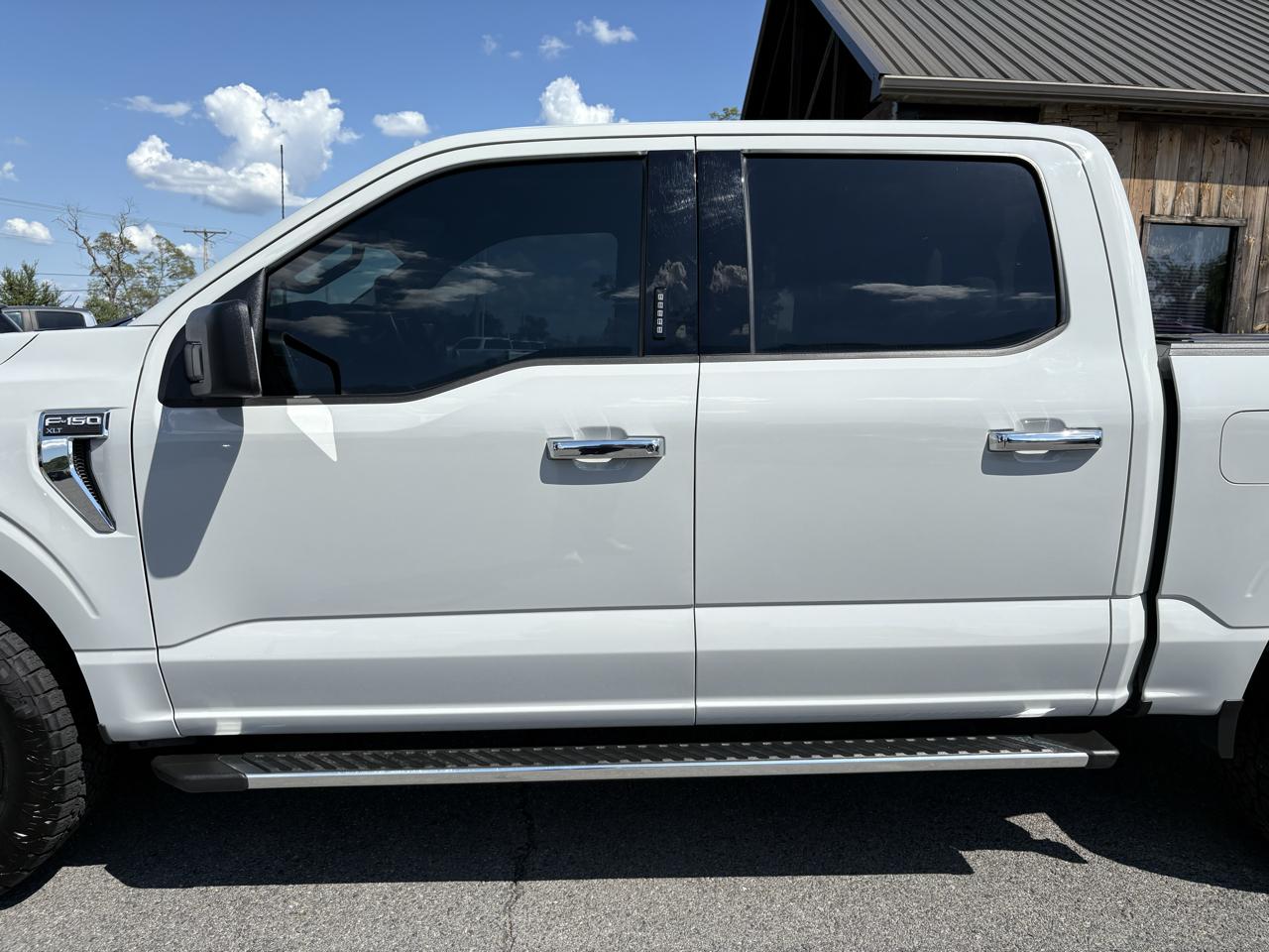 Ford F-150 XLT SuperCrew 4WD 2023