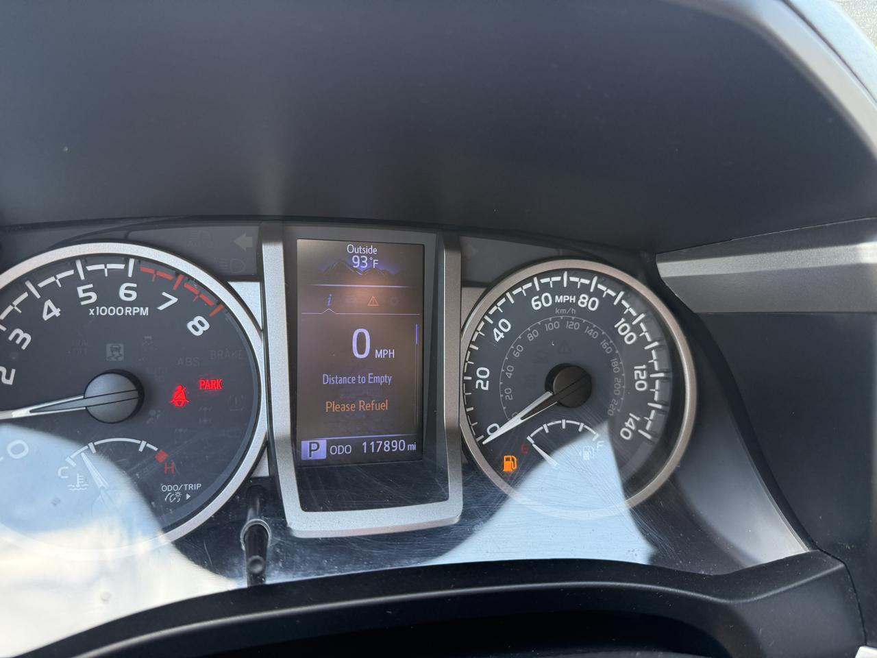 Toyota Tacoma SR5 Double Cab 5' Bed V6 4x2 AT (Natl) 2020
